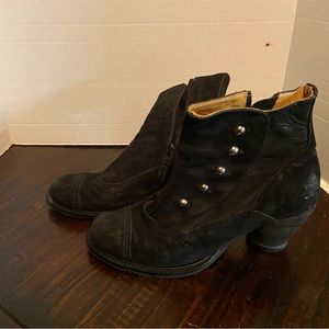 Fluevog East Wnd Venables - Black - size 9